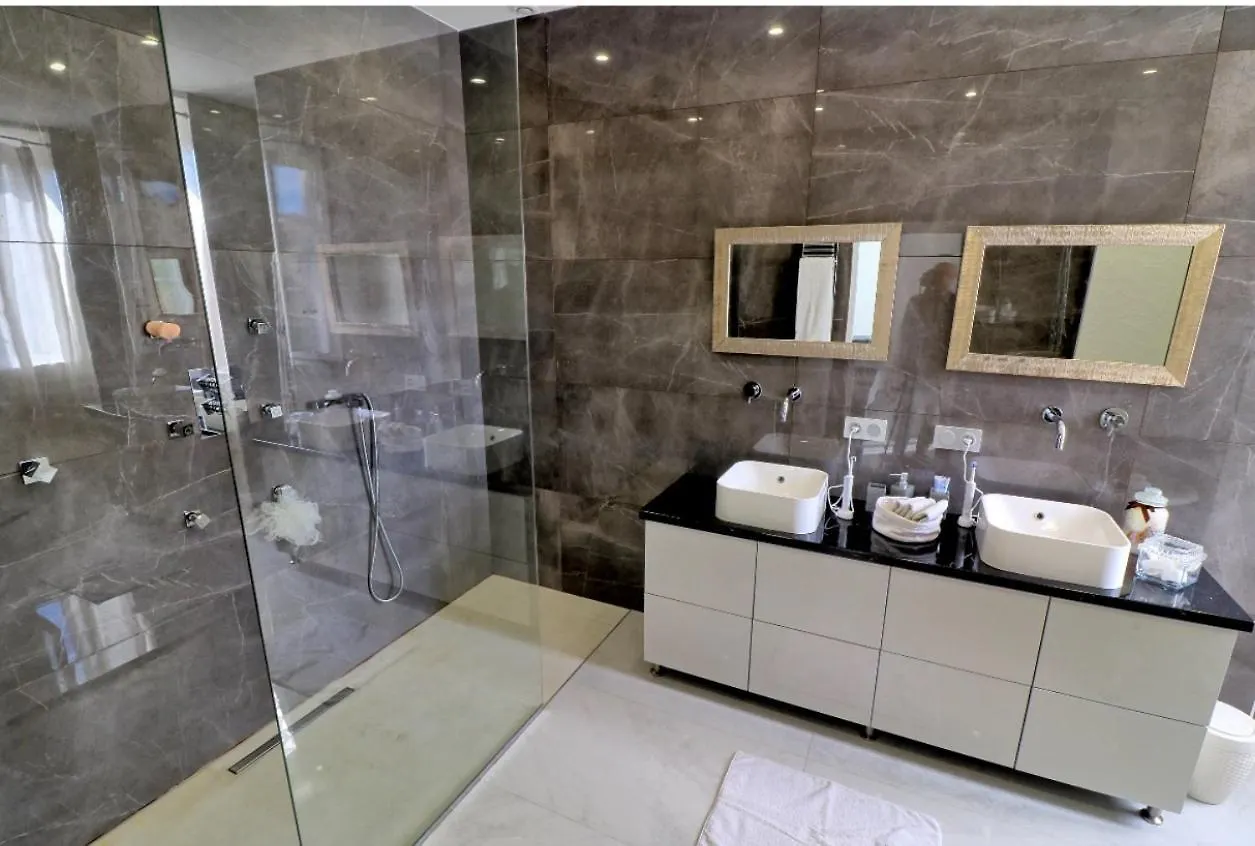 Appartement Haut Standing 5 Pieces Cannes Centre 0*,